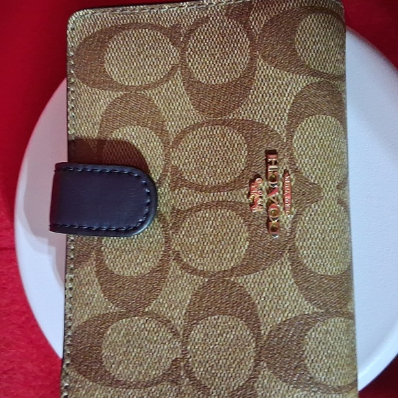 Coach Brown and Black Wallet - Picture 1 of 13